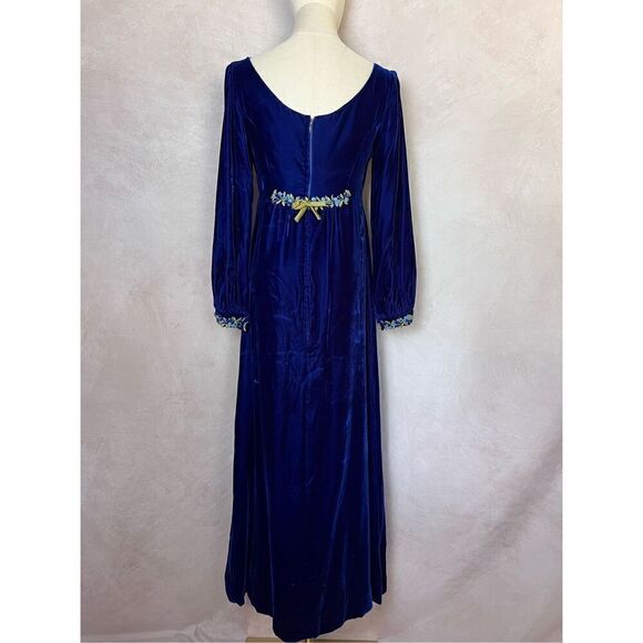 VintageβVelvetβPrairieβDress - Picture 3 of 10